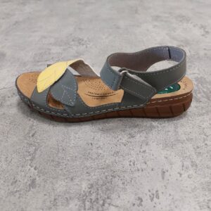 صندل طبی زنانه مدل پدیده ۱۰۷ شهپر (رنگ طوسی)