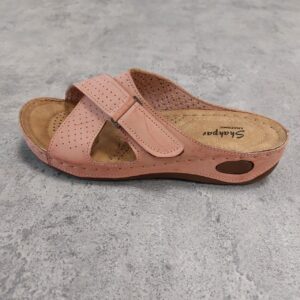 صندل طبی زنانه مدل تیراژه 101 پشت چرم شهپر (رنگ کالباسی)