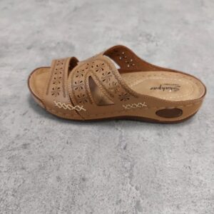 صندل طبی زنانه مدل تیراژه 118 پشت چرم شهپر (رنگ نسکافه ای)